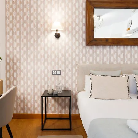 C15 - Charming Modern In The Centre Apartamento