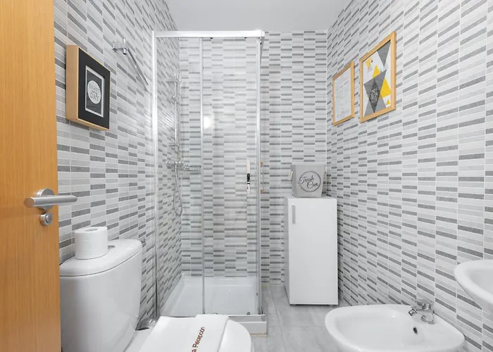 C15 - Charming Modern In The Centre Apartamento
